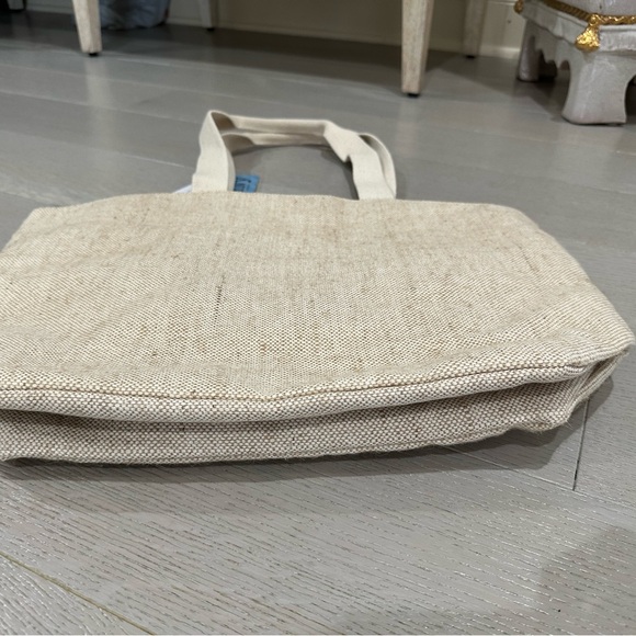 Escape tote - Picture 5 of 5